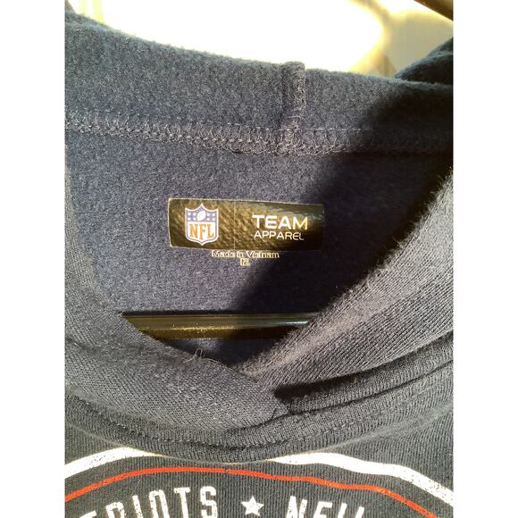 NFL Patriots Cropped Kids Hoodie Size 12 - Picture 3 of 3